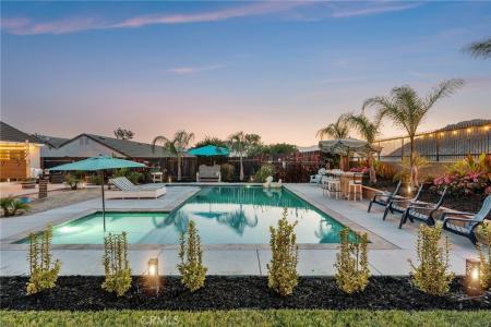 24694 Darkstar Drive, Moreno Valley, Kaliforniya 92557, Amerika Birleşik Devletleri