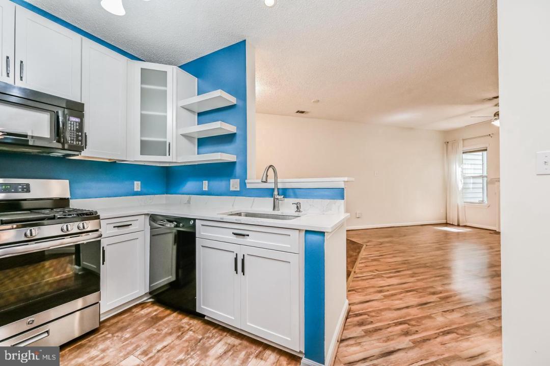 13070 Autumn Woods Way Unit# 105, Fairfax, Wirginia 22033, USA