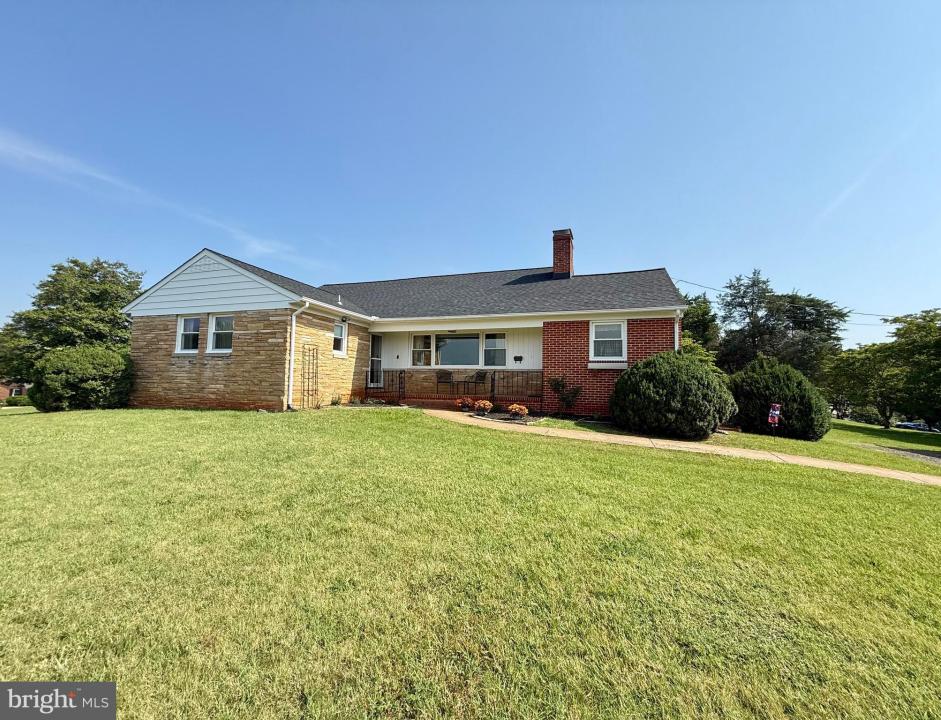 11281 Crestview Drive, Orange, Virgínia 22960, Estados Unidos