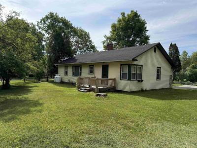 68 Bobbin Mill Road, Newport City, Vermont 05855, Estados Unidos