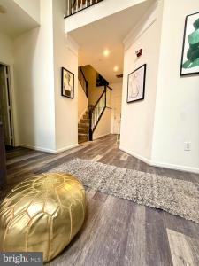 6541 Grange Lane Unit# 401, Alexandria, Virginia 22315, USA