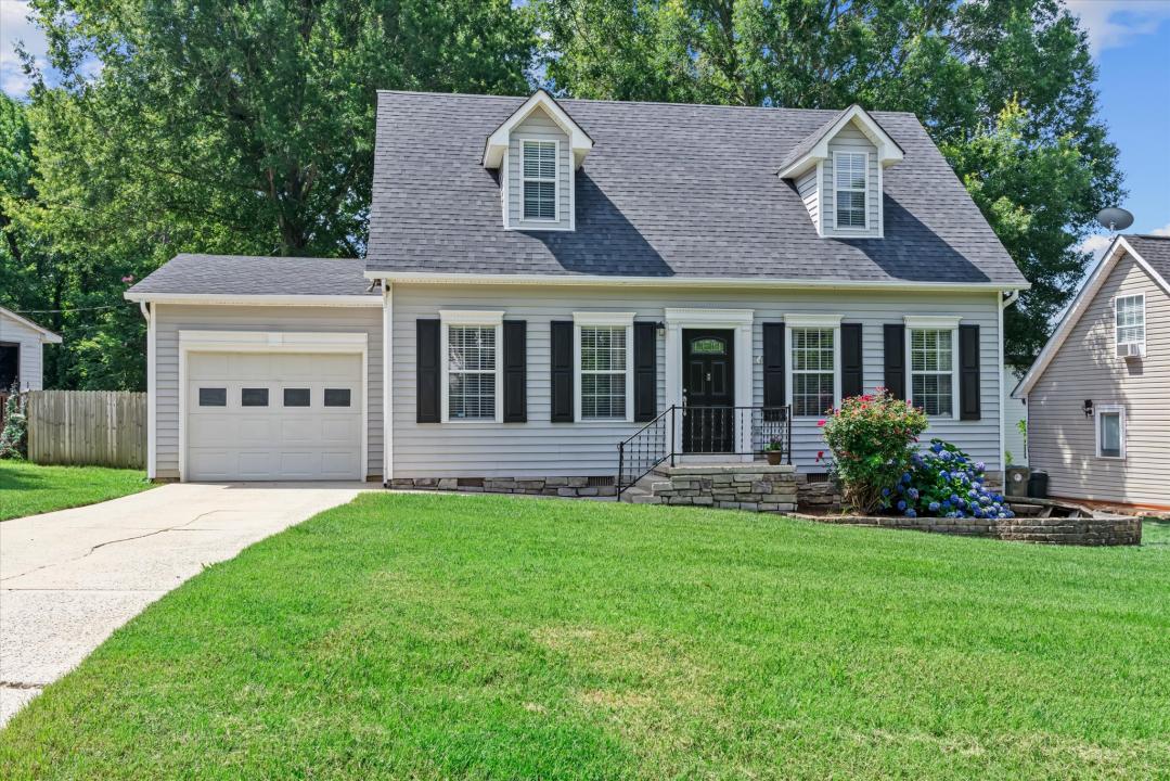 20840 Sierra Vista Drive, Cornelius, North Carolina 28031