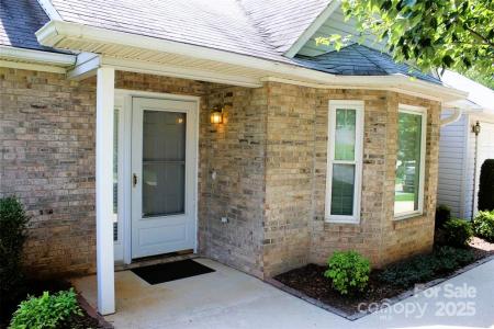 4 Gatehouse Court, Asheville, Kuzey Karolina 28803, Amerika Birleşik Devletleri