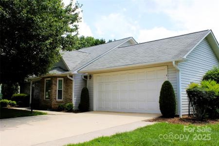 4 Gatehouse Court, Asheville, Kuzey Karolina 28803, Amerika Birleşik Devletleri