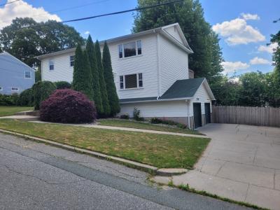 190 Gladstone Street, Cranston, RI 02920, USA