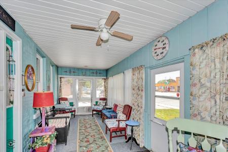 10730 S Ridgeland Street, Worth, Illinois 60482