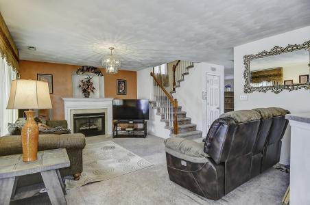 103 Woodlake Terrace, Suffolk, Virginia 23434, USA