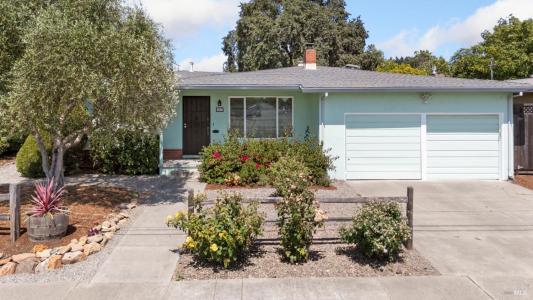 652 Corlano Ave, Santa Rosa, California 95404, USA