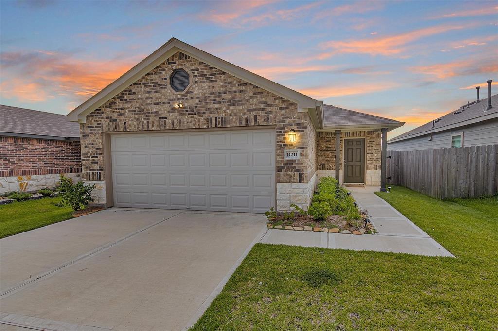 14211 Sedona Ridge Drive, Conroe, Texas 77303