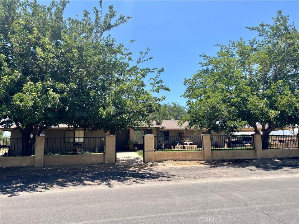 9752 E Avenue Q6, Palmdale, Kaliforniya 93591, Amerika Birleşik Devletleri