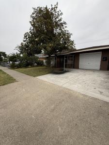 20816 Pioneer, Lakewood, California 90715, HOA KỲ