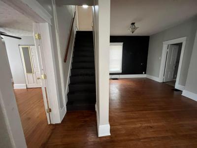 68 Moull Street, Newark, Ohio 43055, USA