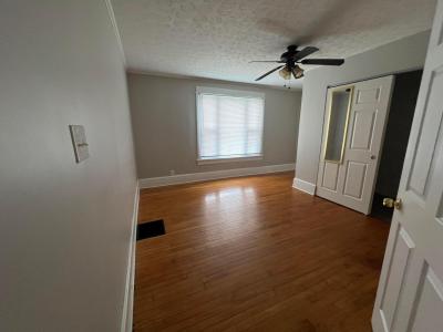 68 Moull Street, Newark, Ohio 43055, USA