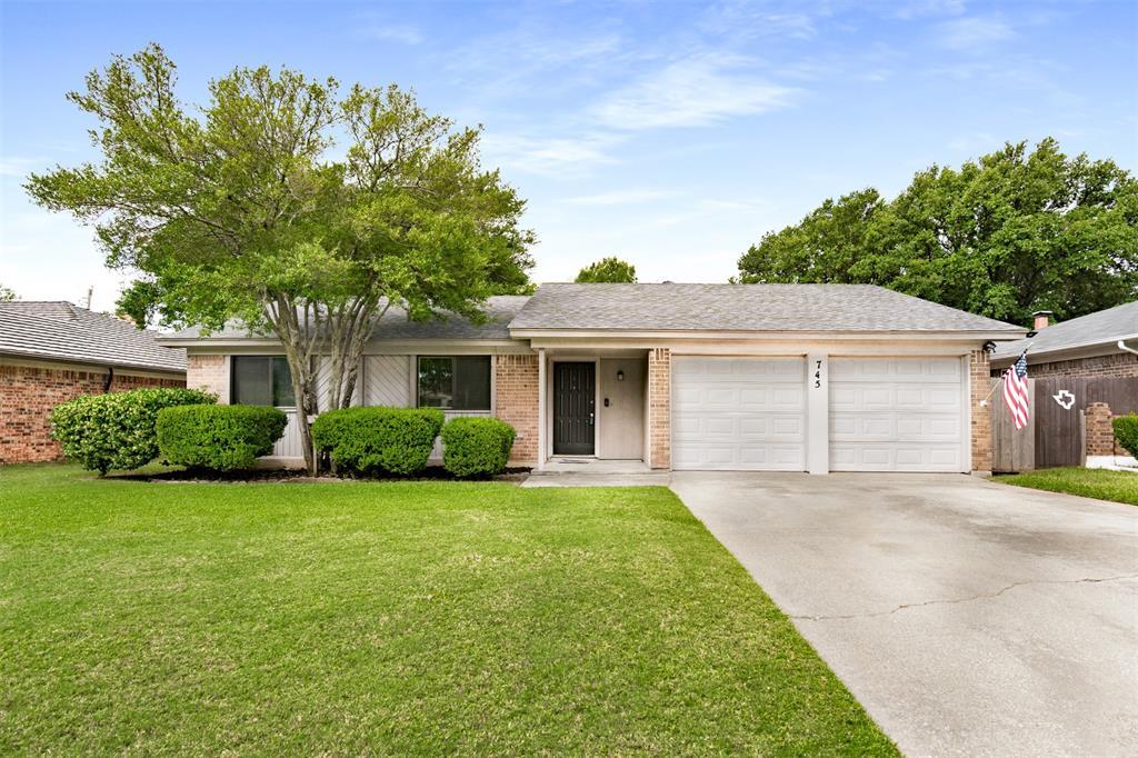 NW 745 Douglas ST, Burleson, Texas 76028, HOA KỲ