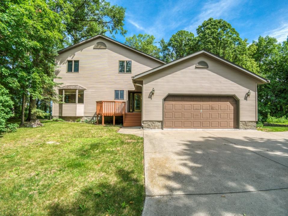 19559 Irvine Ave NW, Bemidji, 明尼苏达州 56601, 美国