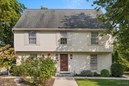 5117 Woodland Drive, Lewiston, NY 14092, USA