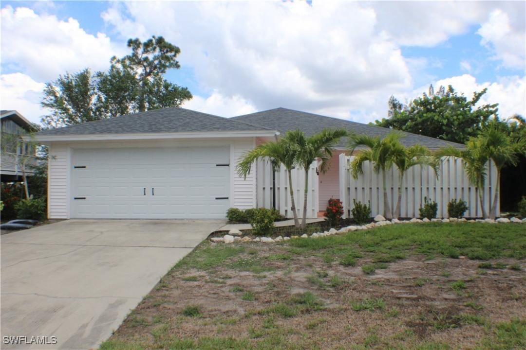 14112 Clubhouse Drive E, Bokeelia, Florida 33922, Estados Unidos