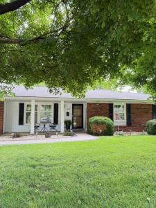 1310 Lago Drive, Frankfort, Kentucky 40601, USA