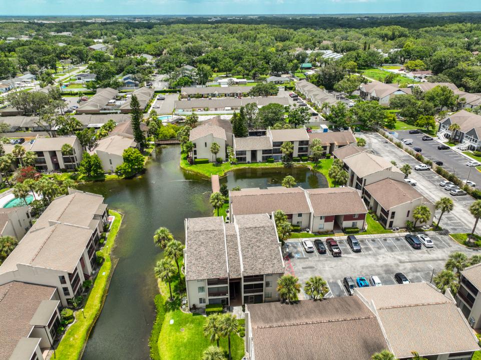 3836 Lake Dr N # 121, Tampa, Florida 33614, Amerika Birleşik Devletleri