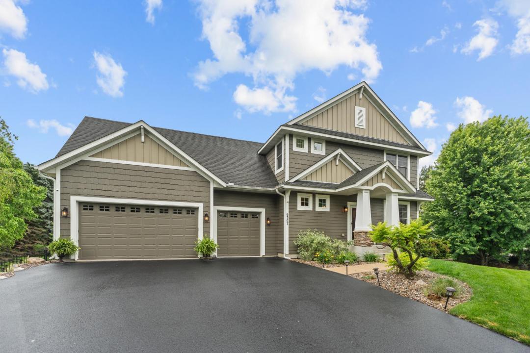 6707 Highland Hills Lane S, Cottage Grove, Minnesota 55016