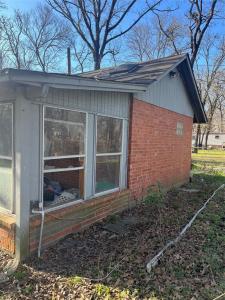 17260 NW County Road 3323, Frost, Texas 76641, USA