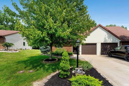 704 Shoreland Court, Columbia City, Indiana 46725
