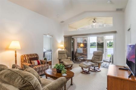 464 LAKE SUZANNE DRIVE, Lake Wales, Flórida 33859, Estados Unidos