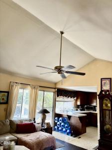 297 Autumnwood Street, Thousand Oaks, 加利福尼亚州 91360, 美国