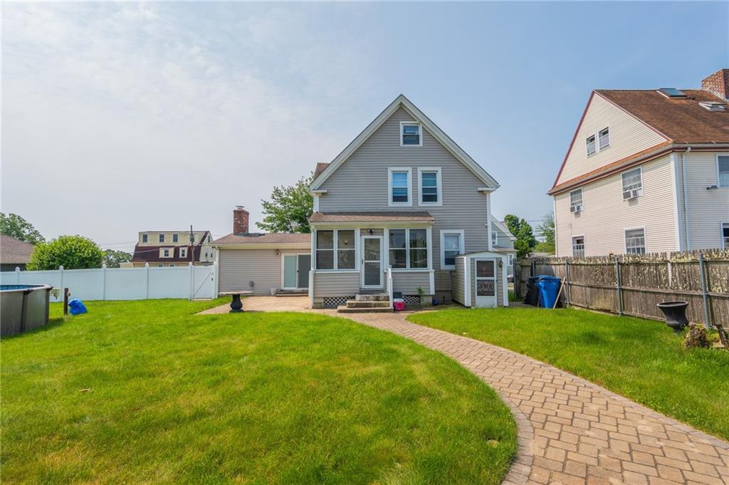 75 Gladstone, Cranston, 罗得岛 02920, 美国