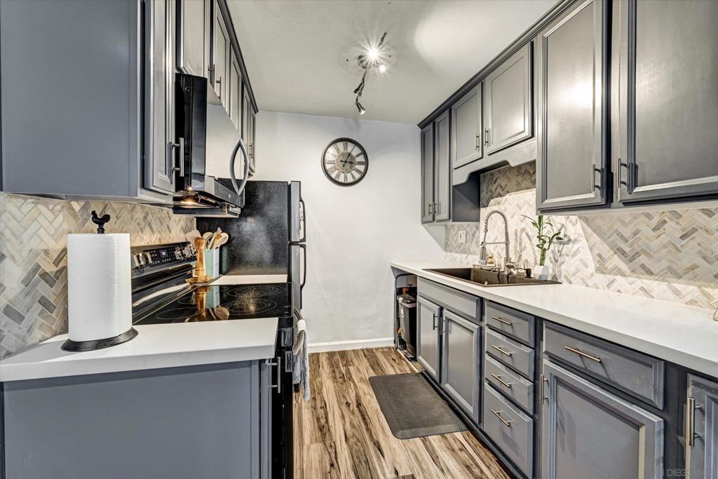 6333 Mount Ada , 156, San Diego, Califórnia 92111, Estados Unidos