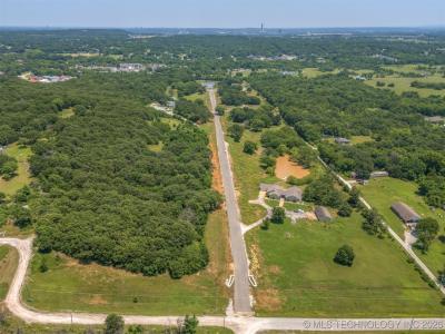 4881 Oak Timber Drive, Tulsa, Oklahoma 74131, Estados Unidos