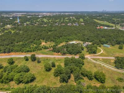 4556 Oak Timber Drive, Tulsa, Oklahoma 74131, Estados Unidos