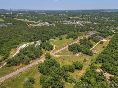 4556 Oak Timber Drive, Tulsa, Oklahoma 74131, Estados Unidos