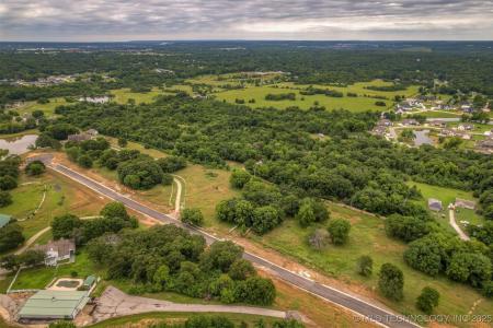 4556 Oak Timber Drive, Tulsa, Oklahoma 74131, Estados Unidos