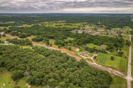 4663 Oak Timber Drive, Tulsa, Oklahoma 74131, Estados Unidos