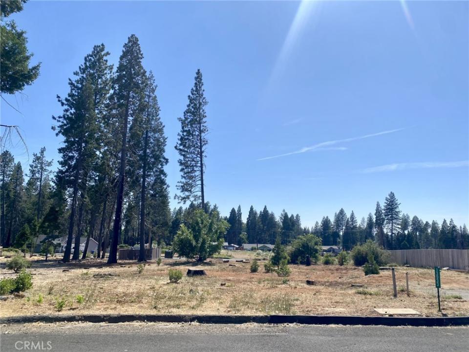 13933 Carver Drive, Magalia, California 95954