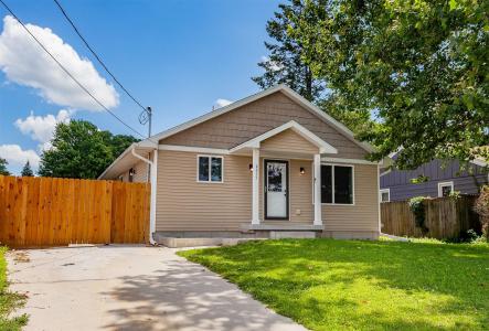 2211 E 38th Street, Des Moines, أيوا 50317, الولايات المتحدة
