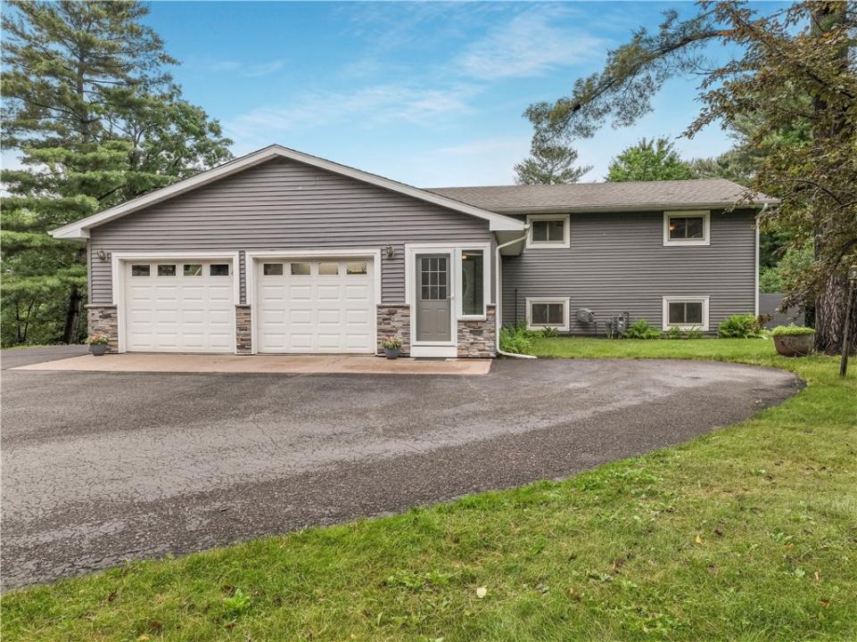 19526 74th Avenue, Chippewa Falls, Wisconsin 54729, HOA KỲ