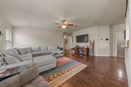 406 Coby Drive, Troy, Texas 76579