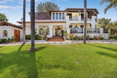 2103 Sunnyside Ave, El Cajon, カリフォルニア 92019, アメリカ合衆国