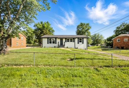 404 Lisle Dr, Clarksville, Tennessee 37042