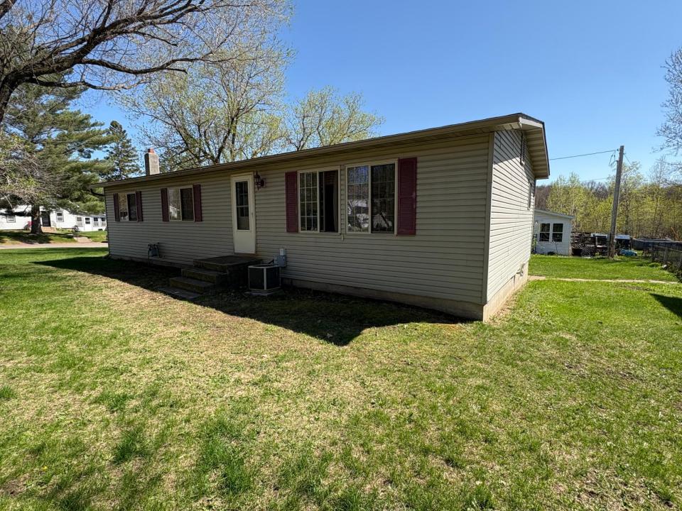 307 Deerwood Lane S, Onamia, Minnesota 56359
