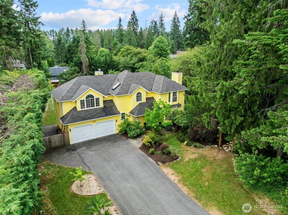 10810 210th Street Se, Snohomish, Washington 98296