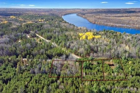 Ch. des Outaouais, L'Île-du-Grand-Calumet, Quebec J0X 1J0, Kanada