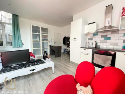 rue Cambron  37 12, Tournai, 7500, Belgique