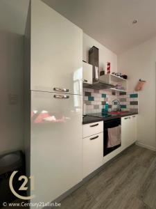 rue Cambron  37 12, Tournai, 7500, Belgique