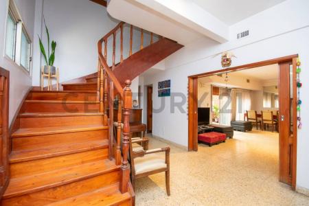 Aranguren 2101, Flores, Capital Federal 1406, 阿根廷
