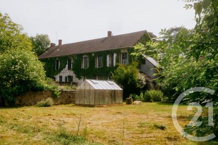 Mouron Sur Yonne, Bourgogne 58800, France