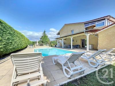 Riom, Auvergne 63200, France