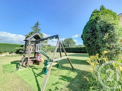 Riom, Auvergne 63200, Pháp